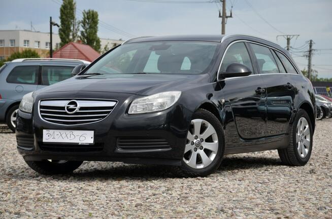 Opel Insignia Czarna Super Stan 1.4T 140KM Serwis Navi Parktronik