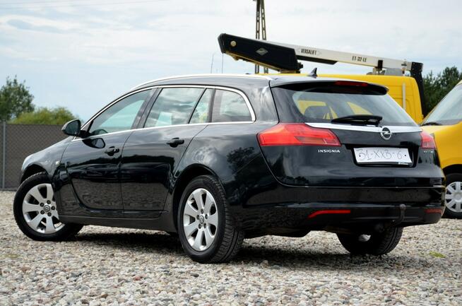 Opel Insignia Czarna Super Stan 1.4T 140KM Serwis Navi Parktronik