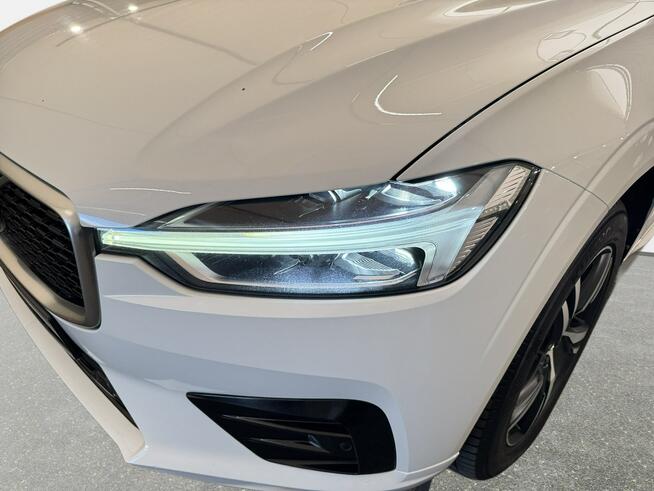 Volvo XC 60 R-Design 2.0 B4 D 197KM automat AWD 2019 r., salon PL, komplet opon