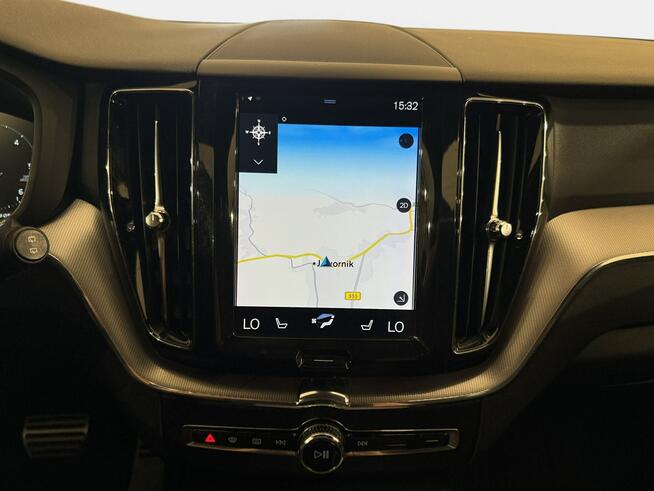 Volvo XC 60 R-Design 2.0 B4 D 197KM automat AWD 2019 r., salon PL, komplet opon