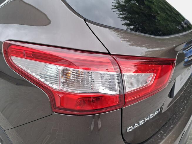 Nissan Qashqai 1.6d 130KM M6 2016 r., HAK, nawigacja, podgrzewana przednia szyba