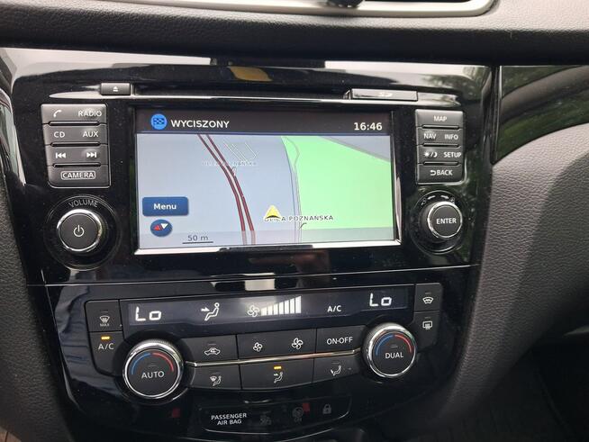 Nissan Qashqai 1.6d 130KM M6 2016 r., HAK, nawigacja, podgrzewana przednia szyba
