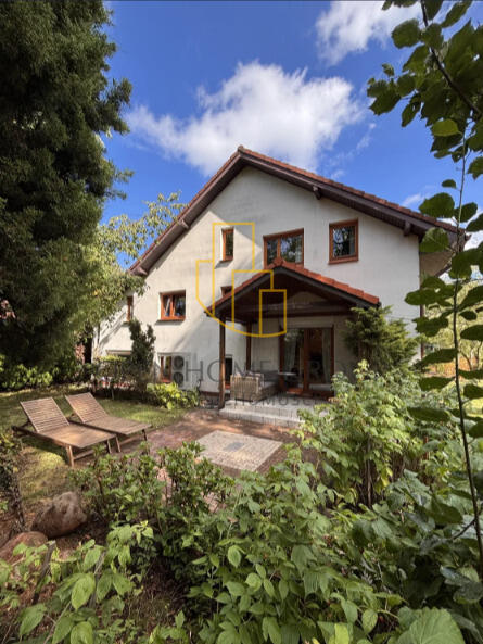 Żórawina, dom 163 m2, 5 pokoi, garaż, działka