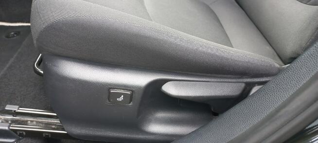 Toyota Corolla 53.5 Netto FV23% Comfort + Tech Kamera cofania Podgrz.fotele Akt.temp