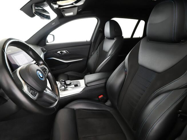 BMW 330 FV23 full led M Sport automat virtual navi kamera acc phev