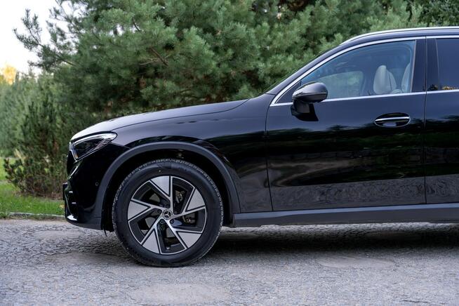 Mercedes GLC 300 4MATIC / Avantgarde / 2.0 MildHybrid 258KM / Panorama / Import USA FV