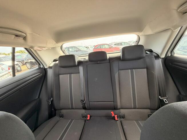 VOLKSWAGEN T-Roc 1.5 TSi 150 lounge Business FG667
