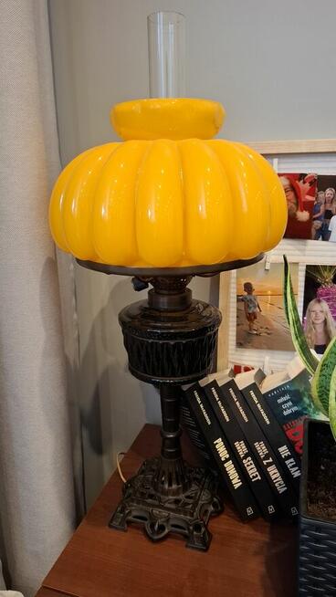 Lampa naftowa