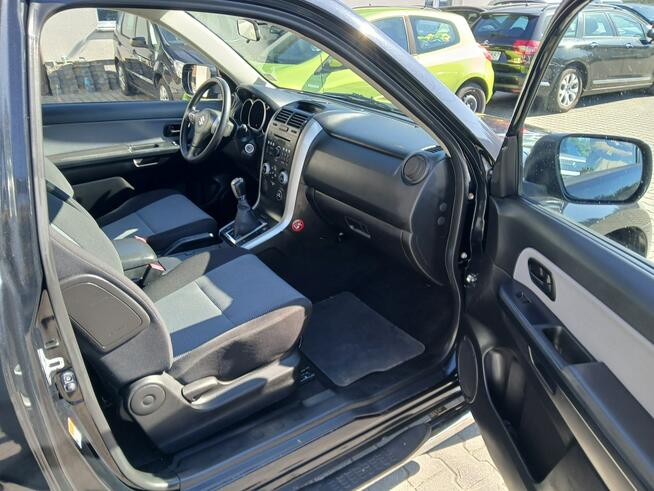 Suzuki Grand Vitara 1.6i 4X4 alufelgi klimatronik elektryka rury 3 drzwi stan BDB