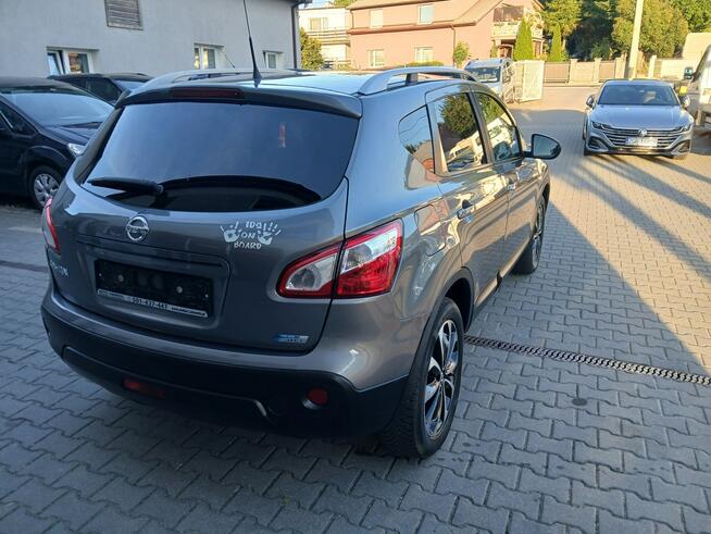 Nissan Qashqai 1.5DCI LIFT panorama kamera alufelgi klimatronik navi