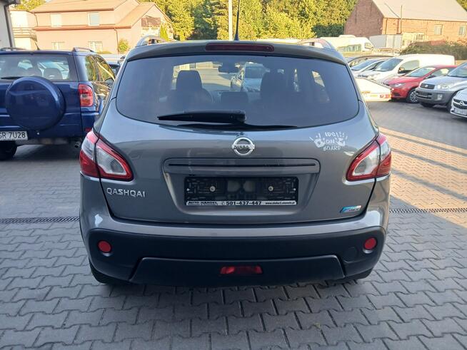 Nissan Qashqai 1.5DCI LIFT panorama kamera alufelgi klimatronik navi