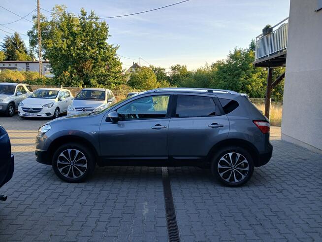 Nissan Qashqai 1.5DCI LIFT panorama kamera alufelgi klimatronik navi