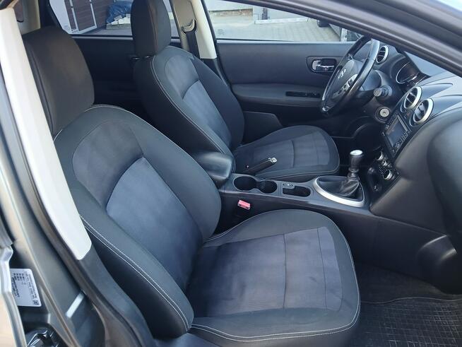 Nissan Qashqai 1.5DCI LIFT panorama kamera alufelgi klimatronik navi