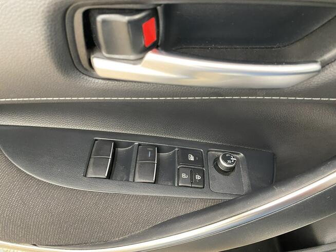Toyota Corolla 1.8 Hybrid Comfort Kombi