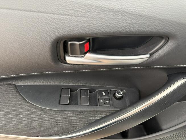 Toyota Corolla 1.8 Hybrid Comfort Kombi