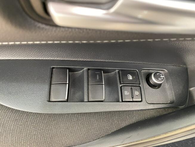 Toyota Corolla 1.8 Hybrid Comfort Kombi