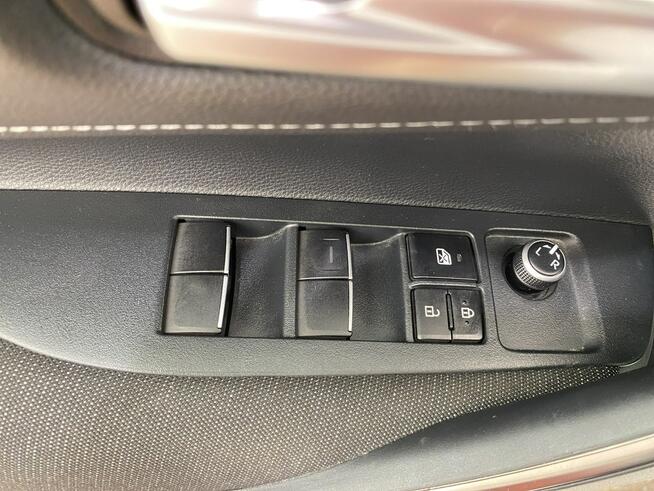 Toyota Corolla 1.8 Hybrid Comfort Kombi