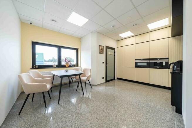 Biurowiec 250 m²|A2 | Hala | Plac 1,7 ha | Turkowo