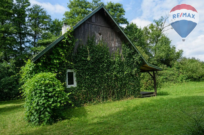 Klimatyczny dom blisko Narwi na działce 2775 m²