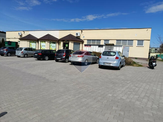 Budynek handlowo usługowy