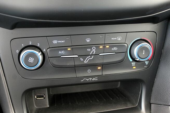 Ford Focus 120KM SalonPL LED Tempomat Kamera Parktronic Podgrz.Szyba
