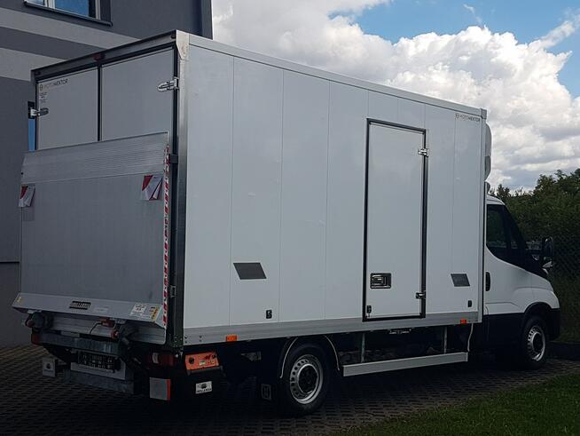 Iveco Daily 35S16 WINDA KONTENER 8EP KLIMA 4,21x2,10x2,23 KLIMA 3,0-160KM MANUAL