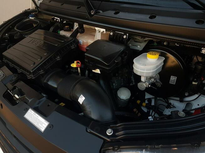 Iveco Daily 35S16 WINDA KONTENER 8EP KLIMA 4,21x2,10x2,23 KLIMA 3,0-160KM MANUAL