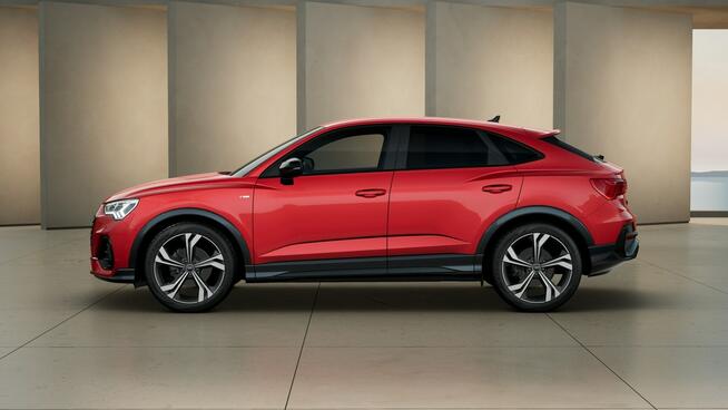 Audi Q3 S Line_LED_Kamera_PółSkóry_El.Fotel_Asystenci_CarPlay_20"_Ambiebte_FV