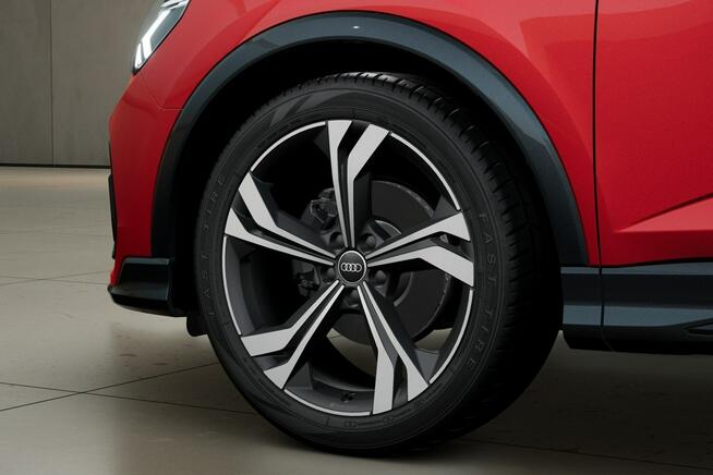 Audi Q3 S Line_LED_Kamera_PółSkóry_El.Fotel_Asystenci_CarPlay_20"_Ambiebte_FV