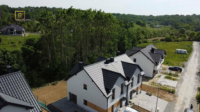 Bliźniak otoczony zielenią| Olszowice |102,22m2|