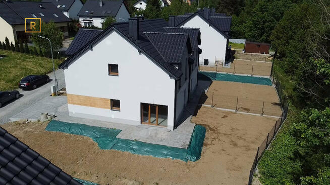 Bliźniak otoczony zielenią| Olszowice |102,22m2|