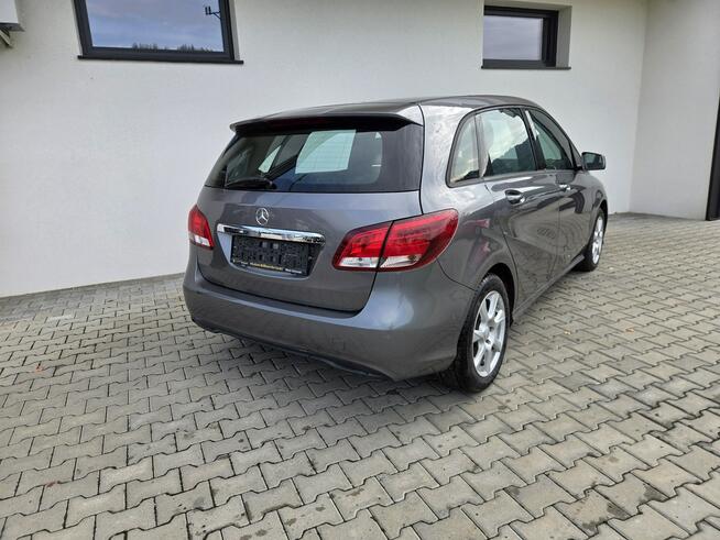 Mercedes B 180 CDI * navi * PDC *