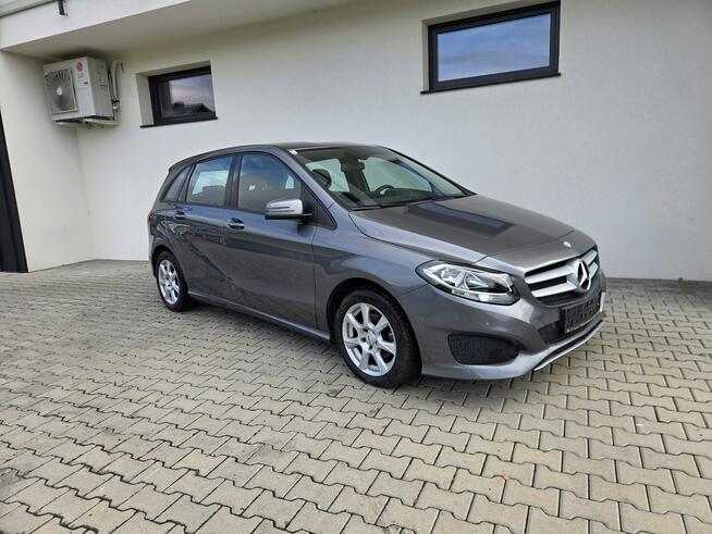 Mercedes B 180 CDI * navi * PDC *