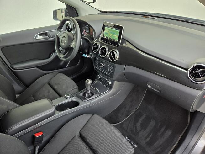 Mercedes B 180 CDI * navi * PDC *