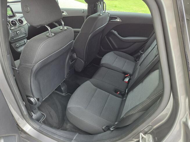 Mercedes B 180 CDI * navi * PDC *