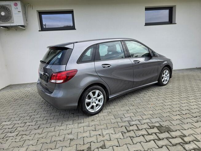 Mercedes B 180 CDI * navi * PDC *