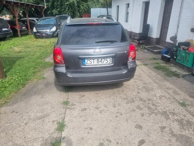 Toyota Avensis Klimatronik - Alu - Sprawny do jazdy - BT 07.27