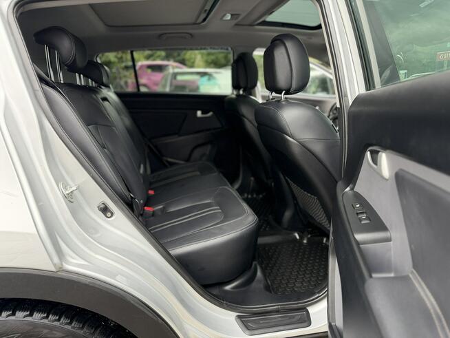 Kia Sportage 2.0 4x4 navi PANORAMA czujniki cofania