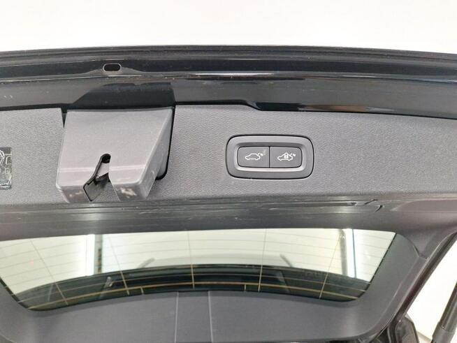 Volvo V60 Momentum Pro 2.0 Diesel 150km ASIST full led NAV kamera 2020