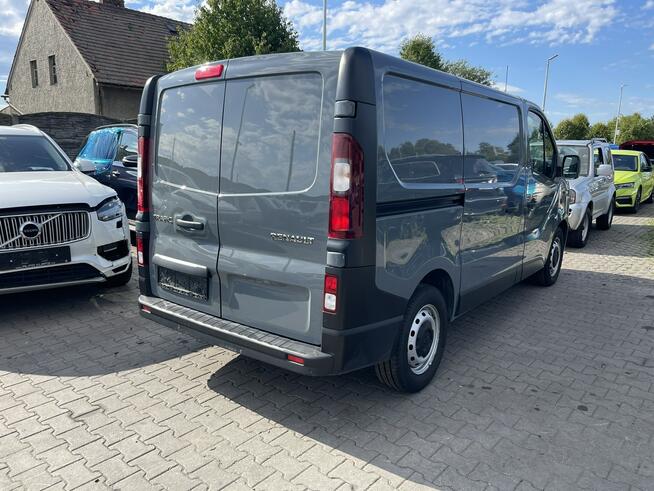 Renault Trafic Automat Klimatyzacja Czujniki park. Tempomat