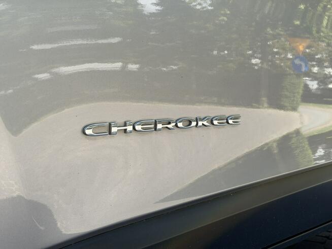 Jeep Cherokee KL 4x4 LPG Limited