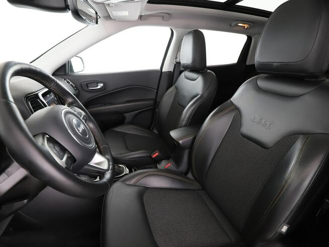 Jeep Compass 4x4 automat full LED skóra panorama navi grzane fotele kamera