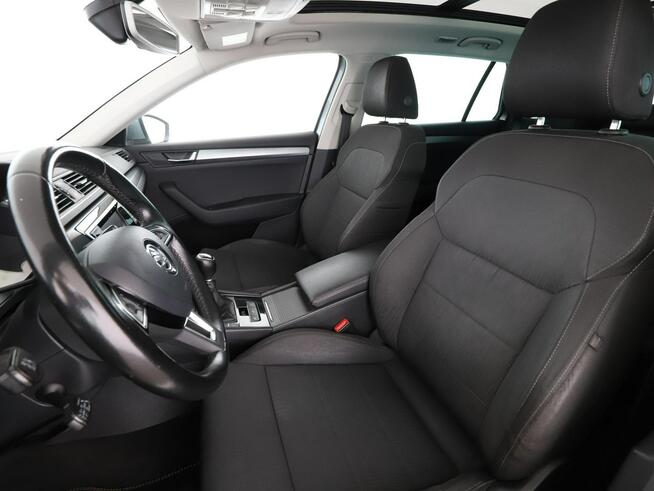 Škoda Superb Ambition panorama navi grzane fotele climatronic kamera tempomat