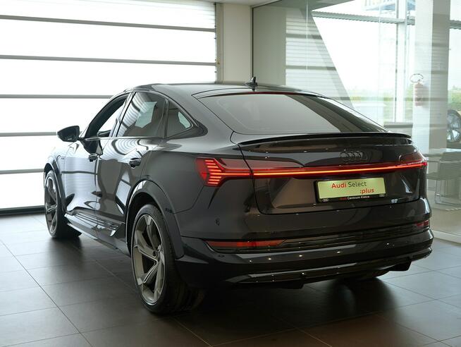 Audi Q8 e-tron 503 KM MatrixLED Kamery360 Pneumatyka Ambiente