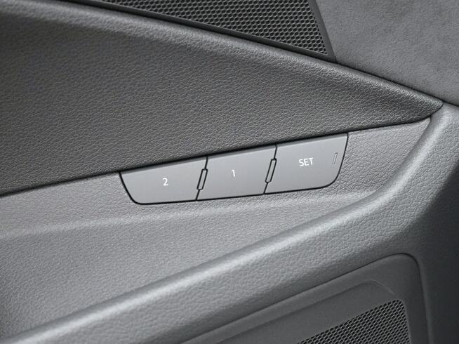 Audi Q8 e-tron 503 KM MatrixLED Kamery360 Pneumatyka Ambiente