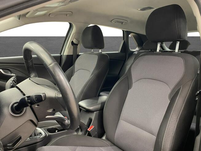 Hyundai i30 1.5 DPI Classic +