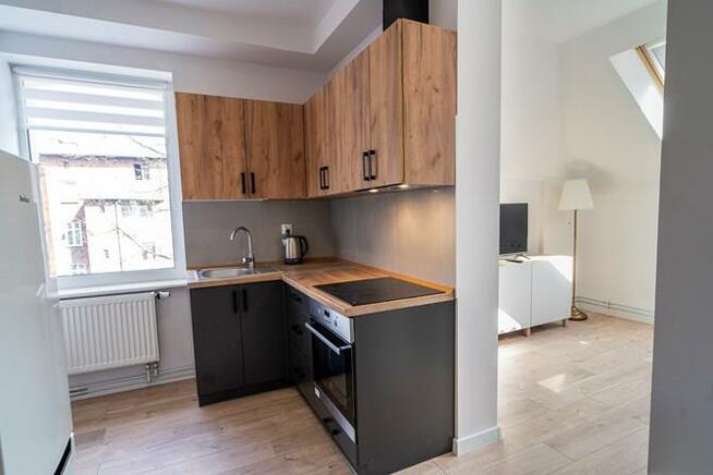 2 pokoje, piwnica - Wolności 224, obok ParkMiejski
