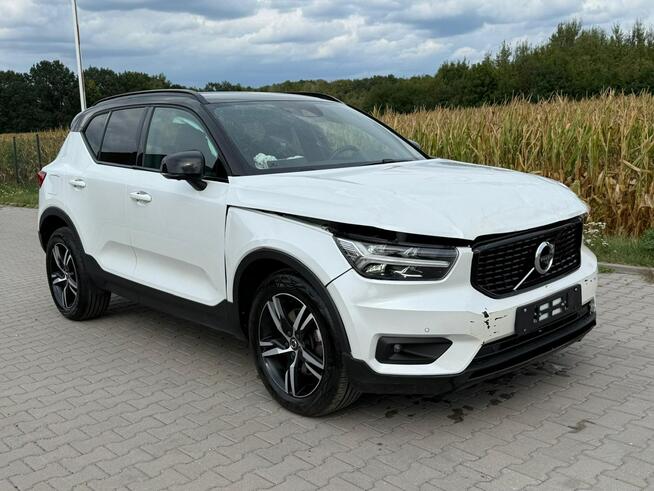 Volvo XC 40 RDesign*AWD*Automat*FullLed*Kamera360*SerwisowanyASO*NiskiPrzebieg*ACC