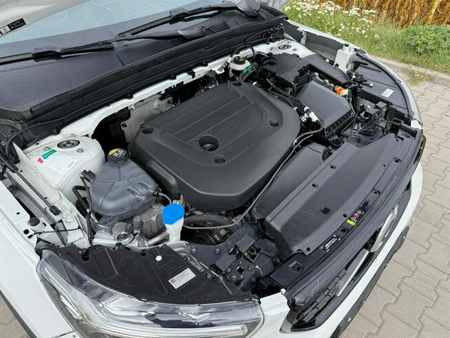 Volvo XC 40 RDesign*AWD*Automat*FullLed*Kamera360*SerwisowanyASO*NiskiPrzebieg*ACC