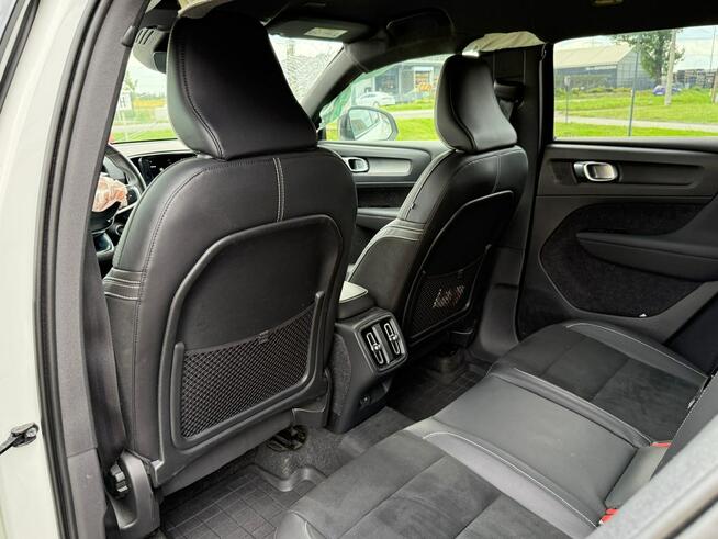Volvo XC 40 RDesign*AWD*Automat*FullLed*Kamera360*SerwisowanyASO*NiskiPrzebieg*ACC